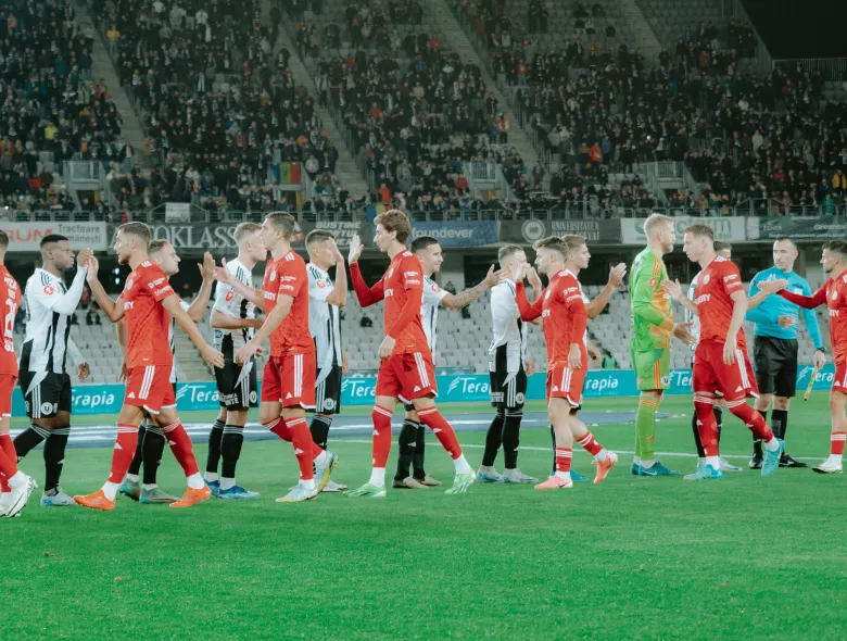 AVANCRONICĂ | U Cluj vs Oțelul. Miza: un loc în sferturile de finală ale Cupei