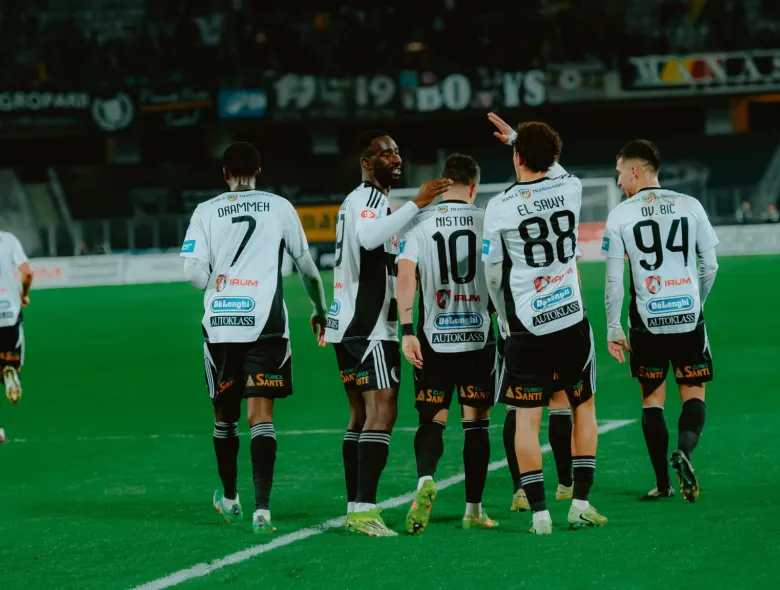 CRONICĂ U Cluj vs FK Csikszereda 4-1 | Patru goluri pentru a patra victorie din Superligă în 2026