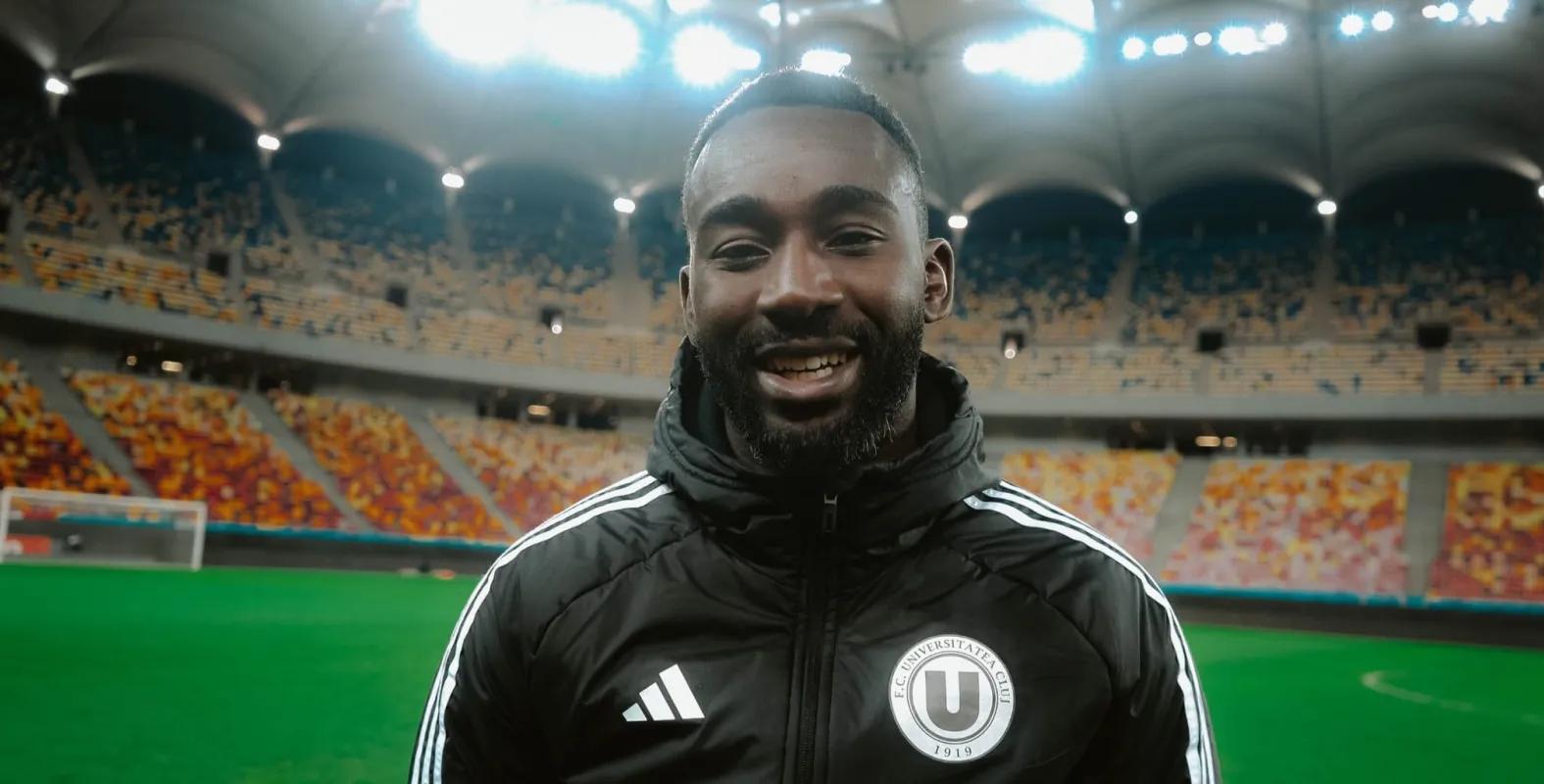 Mesaj emoționant al lui Macalou pentru fani, după show-ul cu FCSB: „Îi iubesc și vreau să dau totul pentru ei, pentru colegii mei și pentru club”