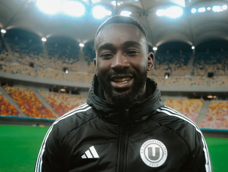 Mesaj emoționant al lui Macalou pentru fani, după show-ul cu FCSB: „Îi iubesc și vreau să dau totul pentru ei, pentru colegii mei și pentru club”