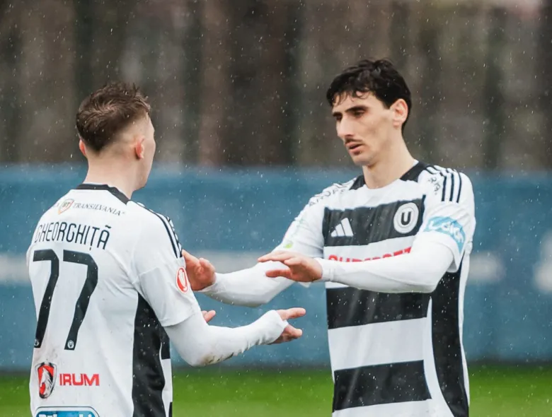 Ne impunem în amicalul cu Gloria Bistrița. Bergodi: „A fost un antrenament foarte reușit, un meci frumos” / Gheorghiță: „Victoriile aduc victorii și sperăm să o ținem tot așa și în campionat”