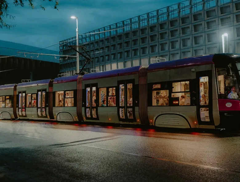 Program prelungit al mijloacelor de transport în seara meciului cu Universitatea Craiova