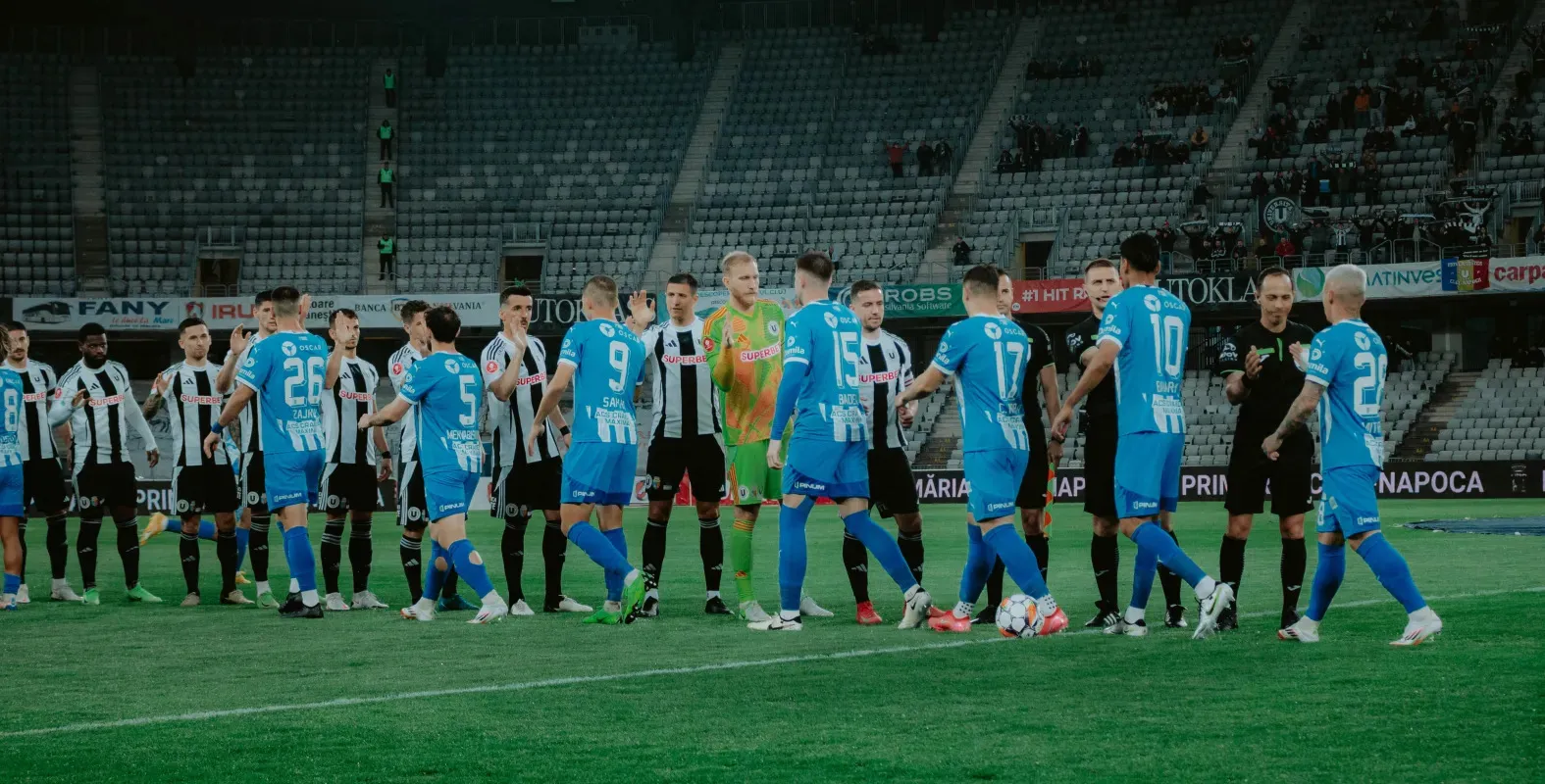 AVANCRONICĂ | U Cluj vs Universitatea Craiova. Duel „studențesc” între primele clasate din Superligă