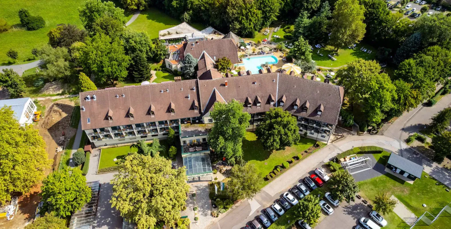 Cantonament de vară în Austria pentru „Șepcile roșii”