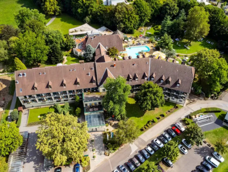 Cantonament de vară în Austria pentru „Șepcile roșii”