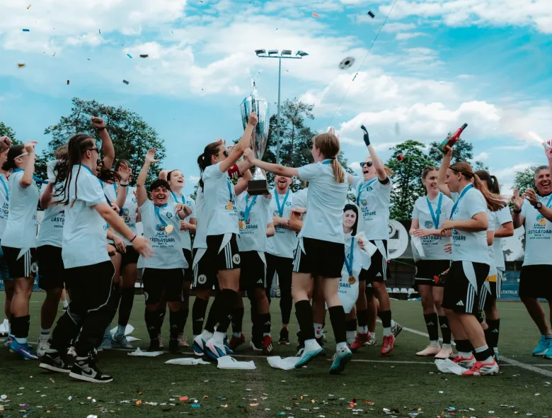„Studentele” câștigă spectaculos cu CSM Reșița și încheie sezonul de liga a 3-a invincibile