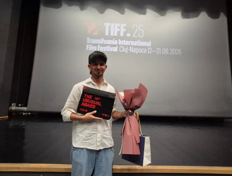 Videograful Universității Cluj, Jose Canales, premiat în cadrul TIFF România! Scurtmetrajul „Stadionul dragostei” a câștigat competiția locală