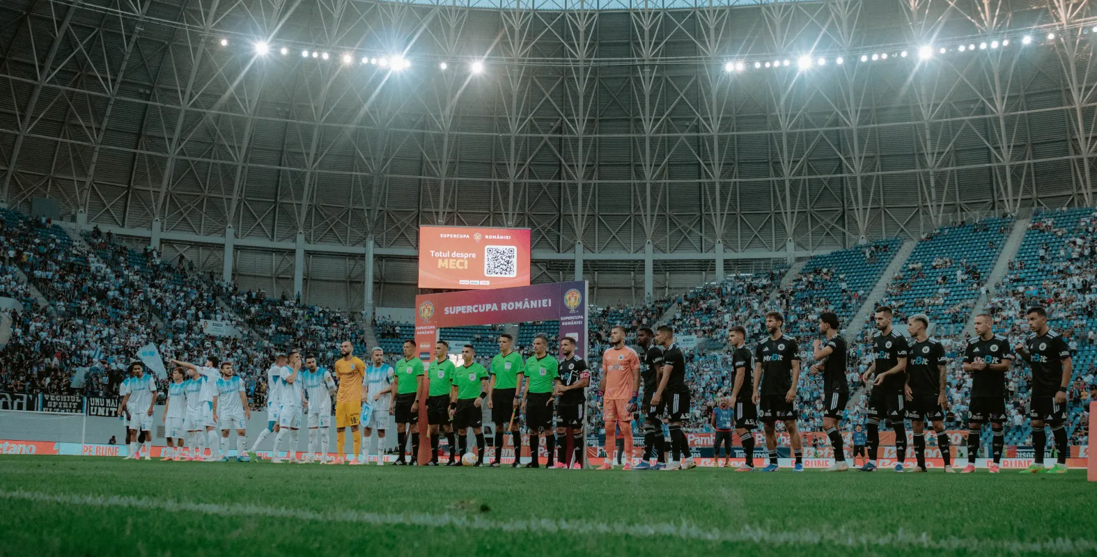 CRONICĂ U Craiova vs Universitatea Cluj 1-1 (5-3 la lovituri de departajare) | „Loteria" penalty-urilor a decis destinația Supercupei