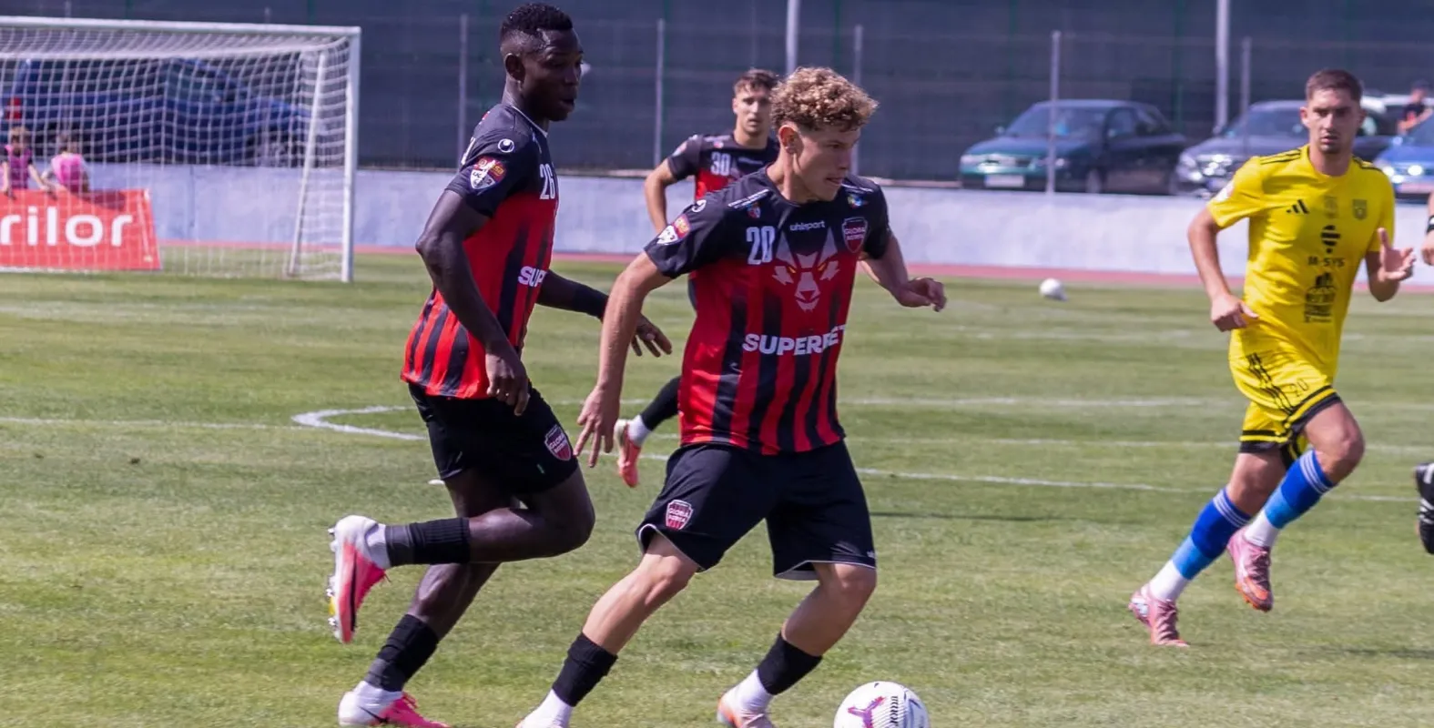 Suciu, gol de trei puncte pentru Gloria Bistrița. Bota a marcat și el, iar Coșa a păstrat poarta intactă